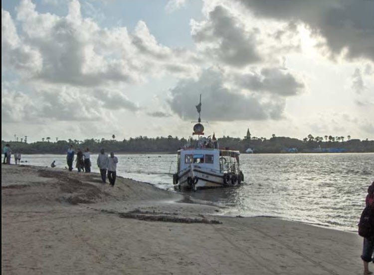 Marvé Beach, India